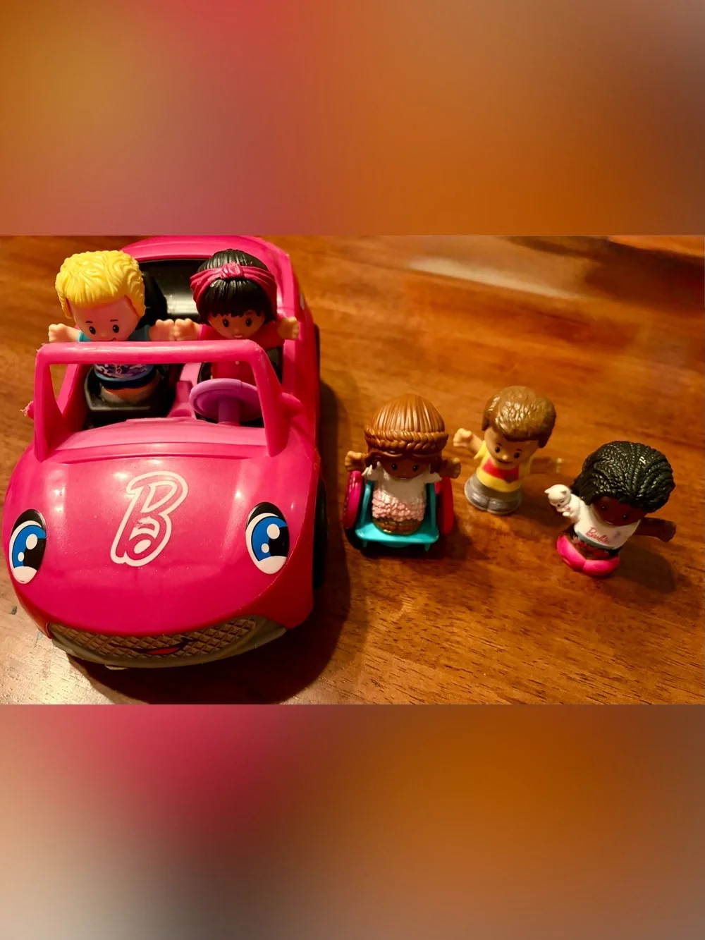 Little People Barbie Pink Convertible Car with 5 Mini Figures